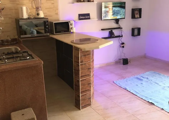Blue Lagoon Apartment *