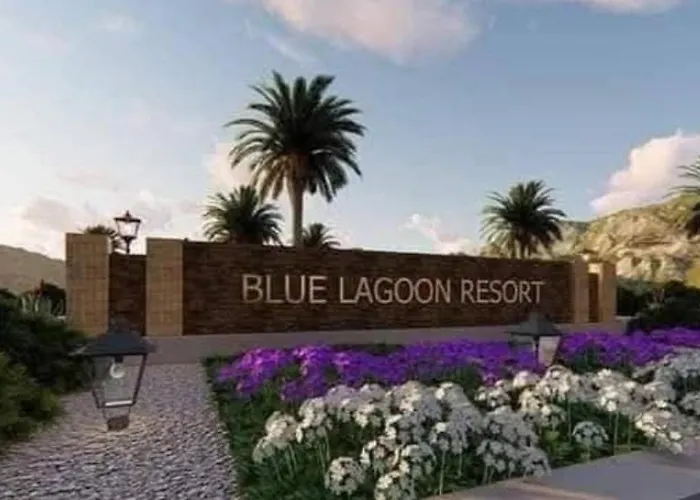 Blue Lagoon Apartment *